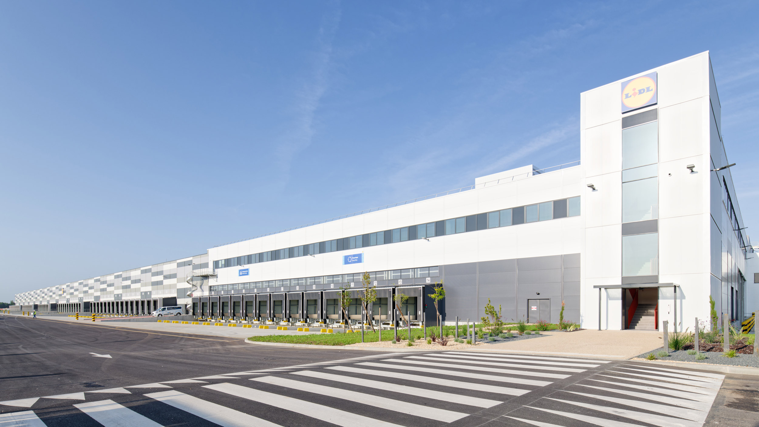 Dernière plateforme construite pour Lidl, à Ablis, dans les Yvelines.